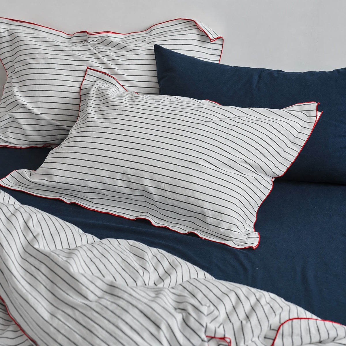 Vintora Minimalist Striped 100% Cotton Bedding Set All Season Washed Cotton Bed Linen G100