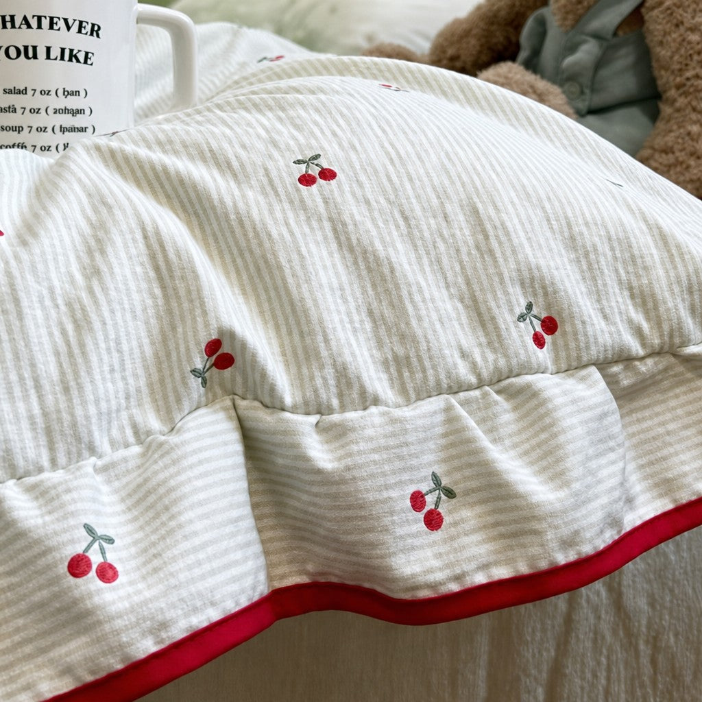 Roselle Cherry Pattern Bedding Set G89