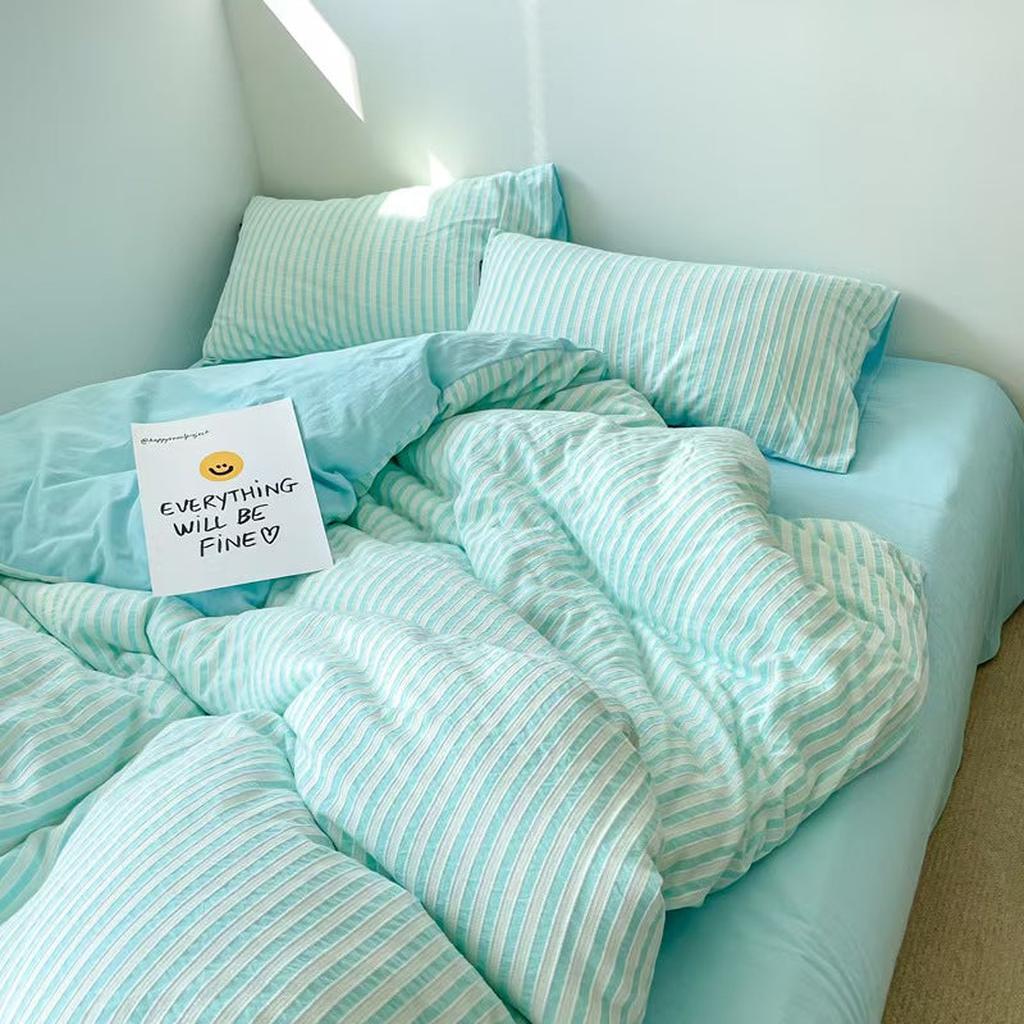 Refresh Jacquard Striped Bedding Set