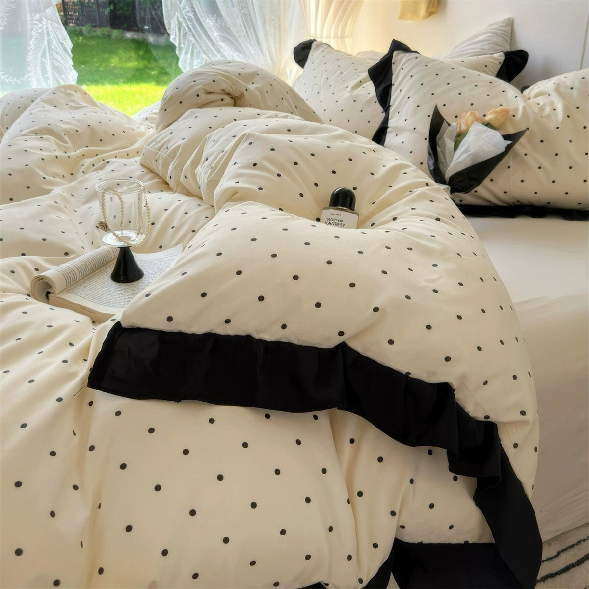 French Aesthetic Polka Dot Bedding Set