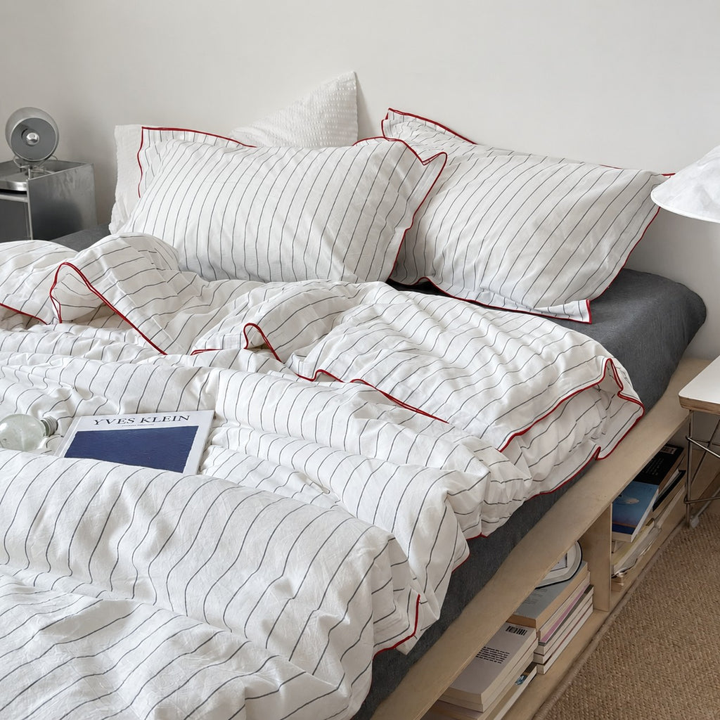 Vintora Minimalist White Striped Washed Cotton Bedding Set for Everyday Comfort G116