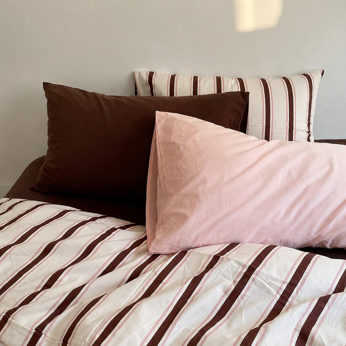Vintora Vintage Pink and Blue Striped 100% Cotton Bedding Set G105