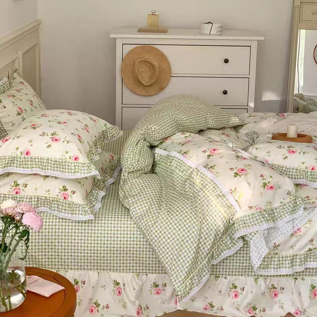 Pastoral Floral Lace Duvet Cover