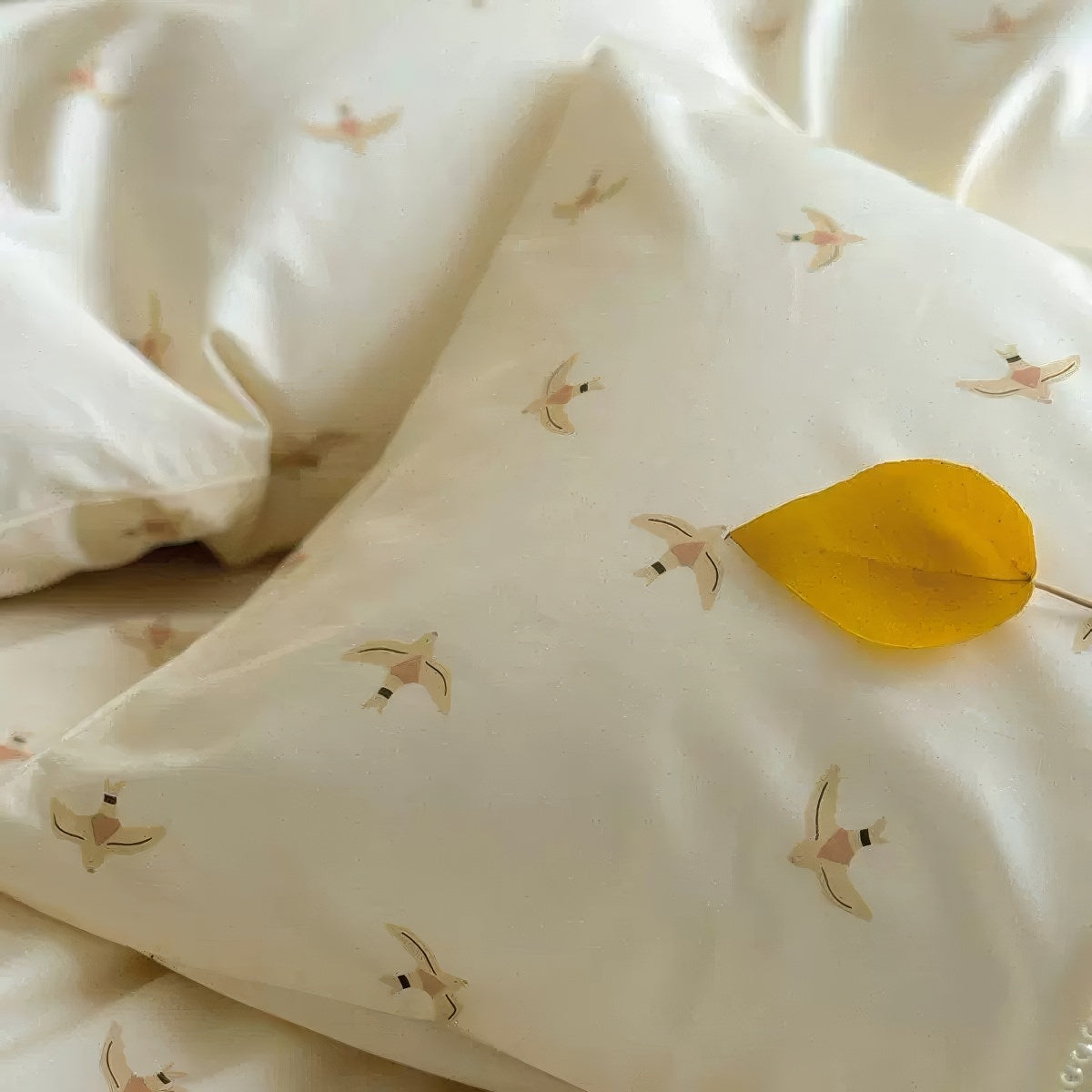 Swallow Bird Print Cotton Bedding Set