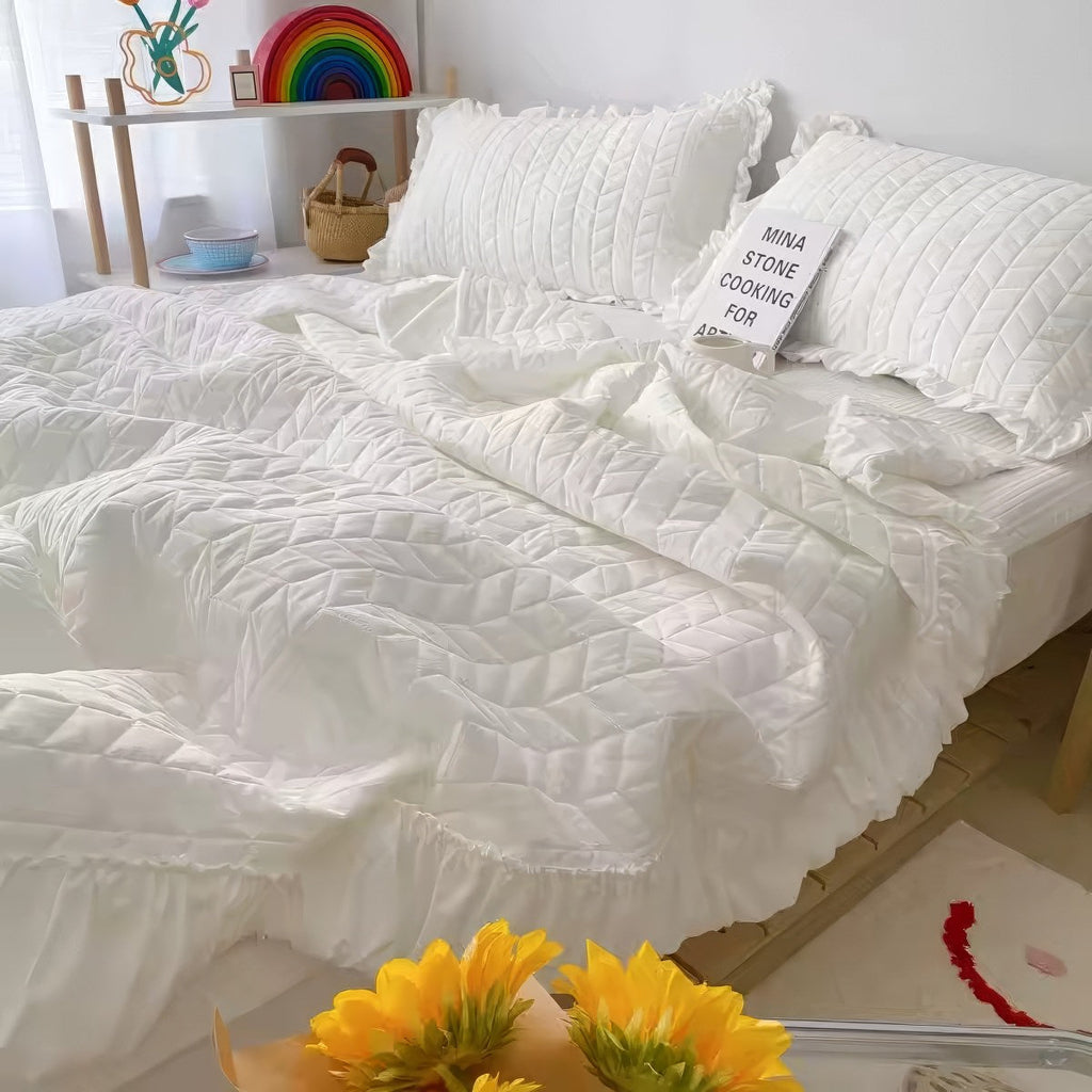 Kawaii Ruffle Summer Quilt Set