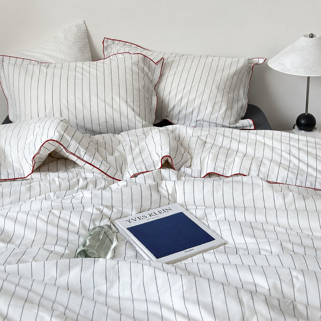 Vintora Minimalist White Striped Washed Cotton Bedding Set for Everyday Comfort G116