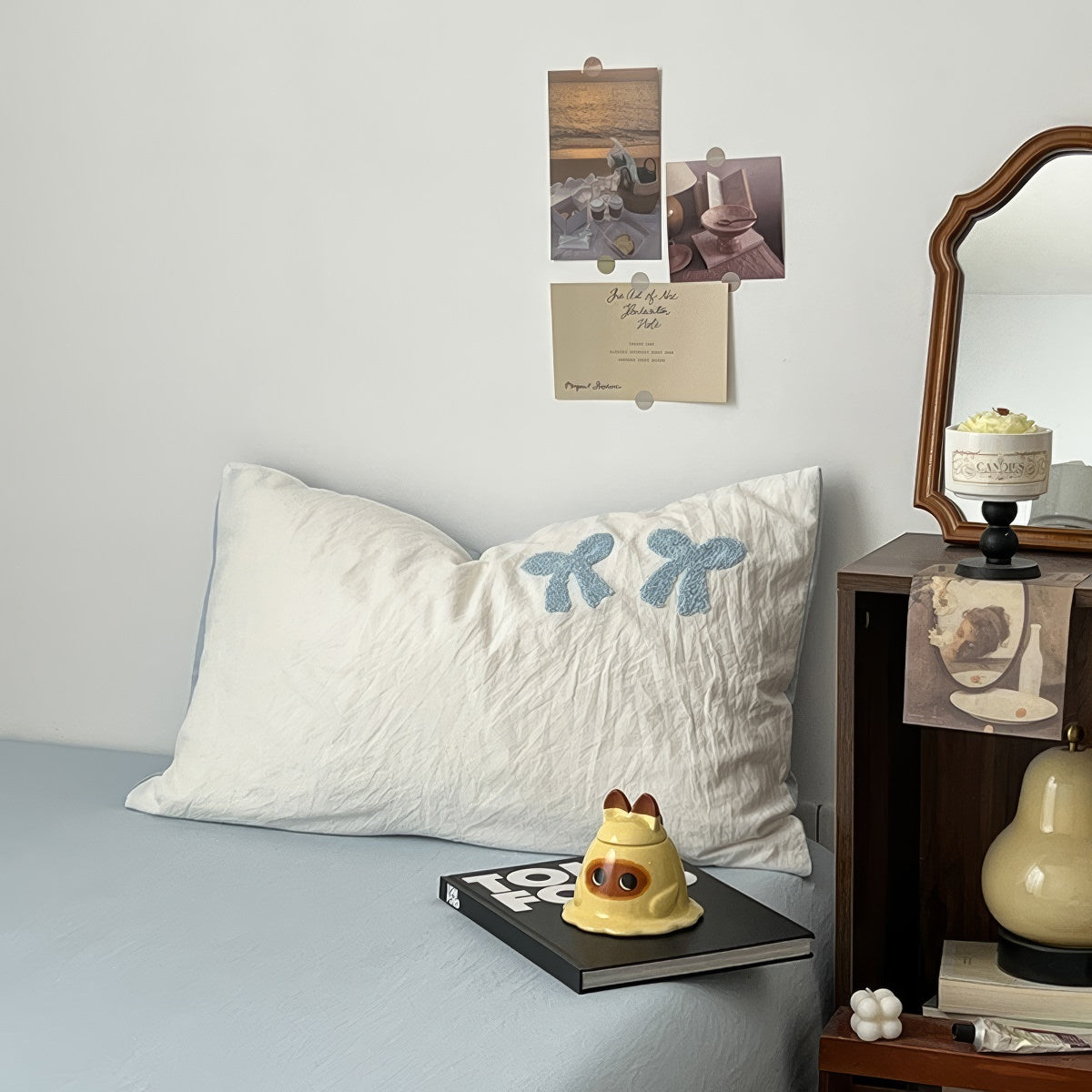Vintage Blue Tufted Bows Bedding Set