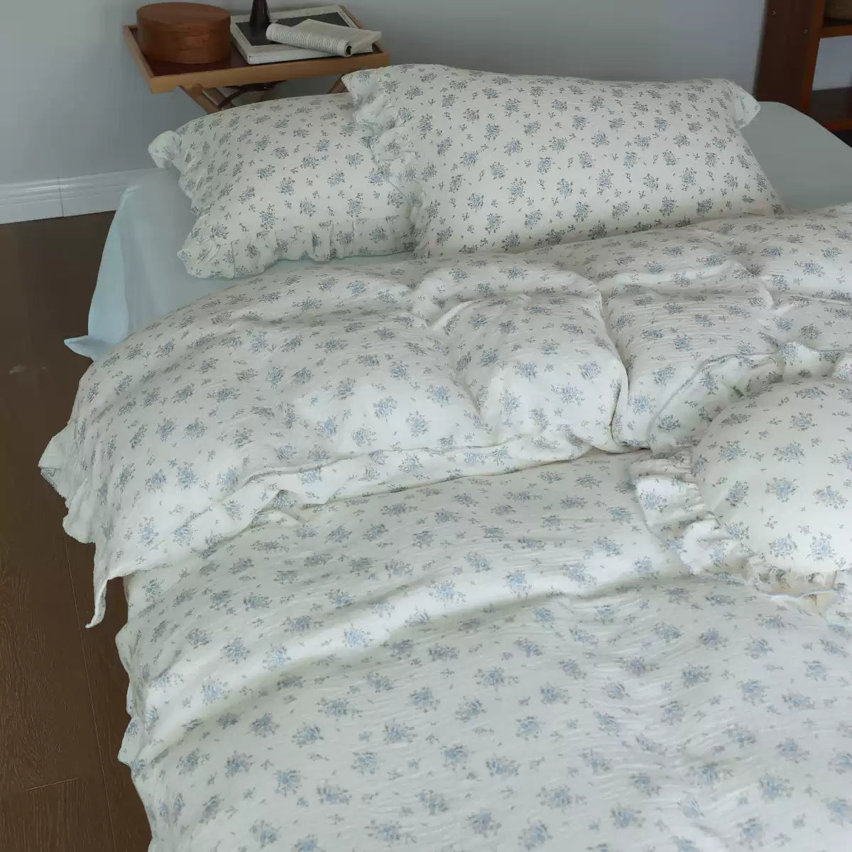 Roselle Soft Blue Floral Cotton Bedding Set with Ruffle Edge G115