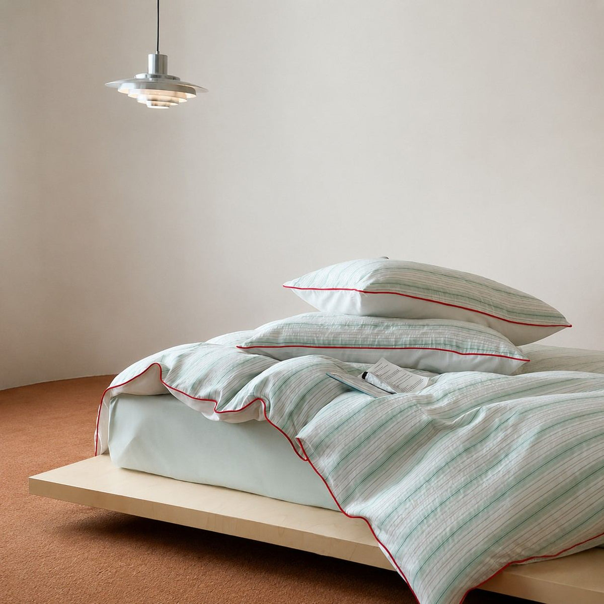Vintora Mint Green Striped Red-Trimmed Cotton Bedding Set for All Seasons G121
