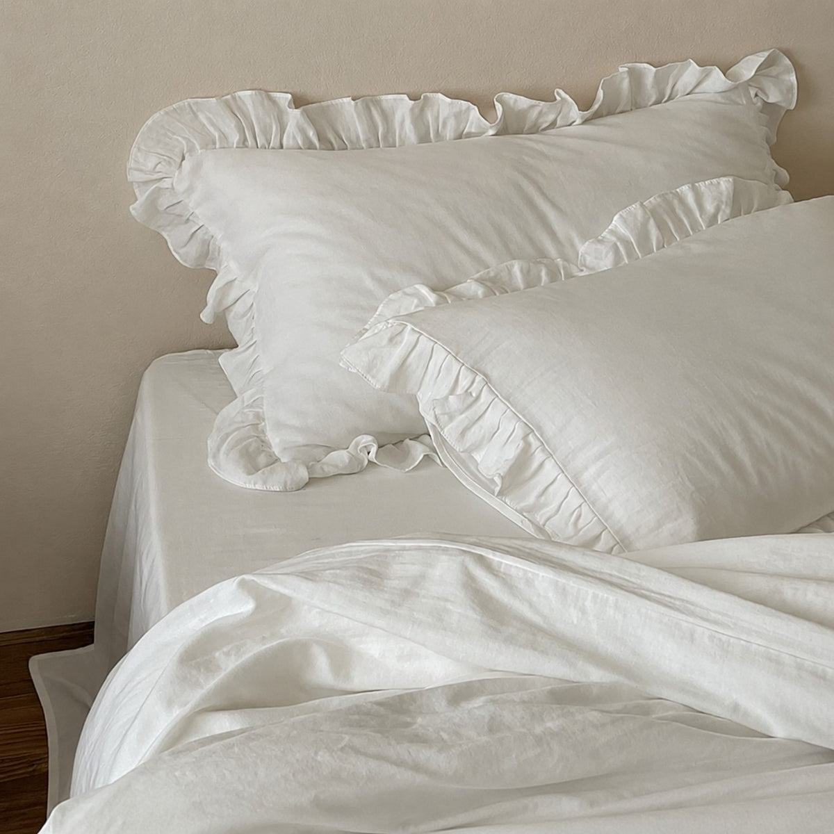 Roselle  Double Gauze Cotton Bedding Set with Ruffle Edge for All Seasons G111