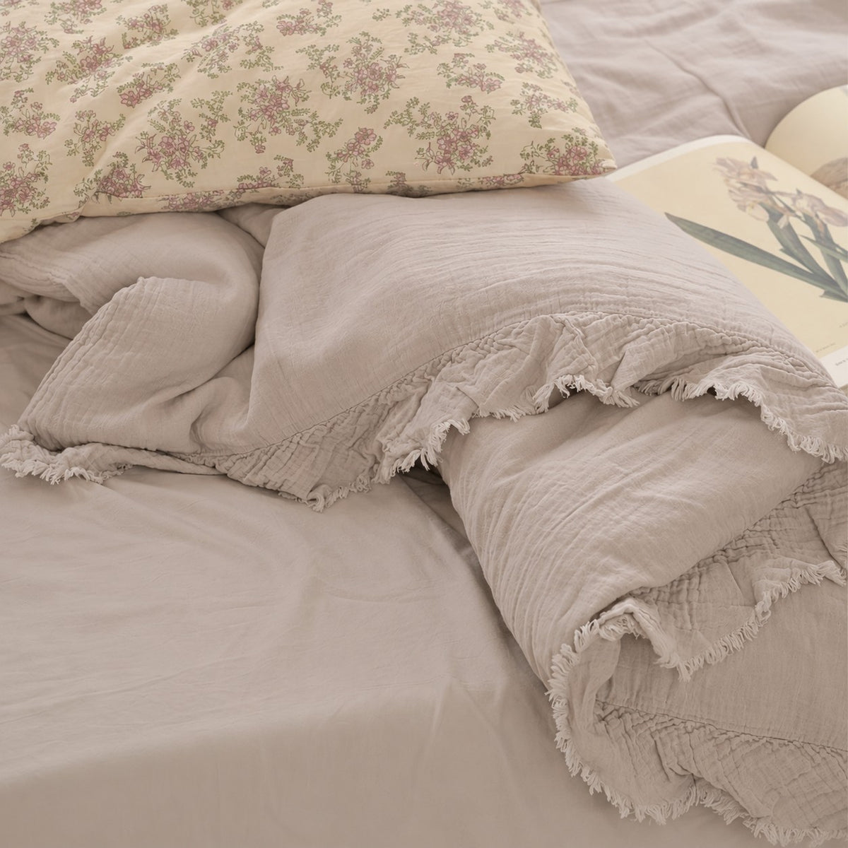 Roselle Pastel Color Ruffle Cotton Bedding Set G114