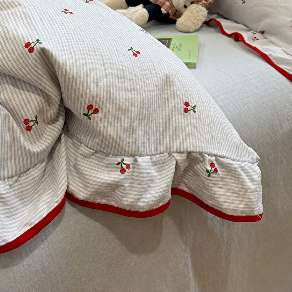 Roselle Cherry Pattern Bedding Set G89