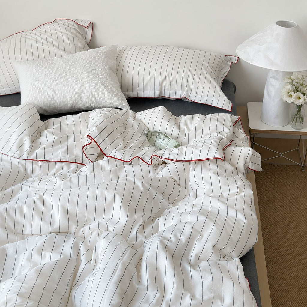 Vintora Minimalist White Striped Washed Cotton Bedding Set for Everyday Comfort G116