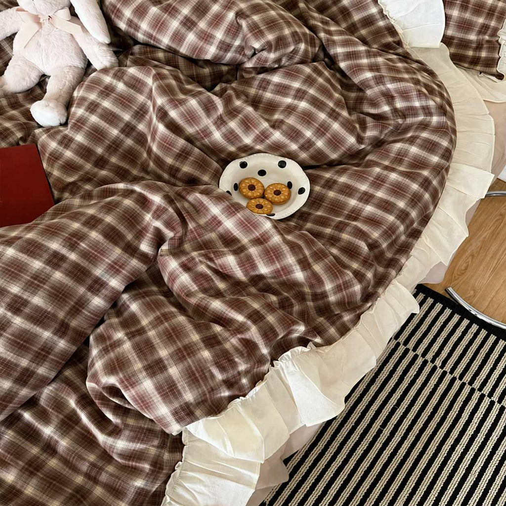 Roselle Washed Cotton Gingham Bedding Set with Ruffle Trim G113