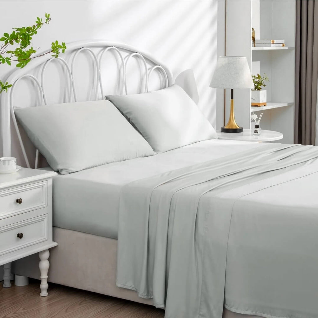Bamboo Blend Bedsheet Set - Ultra Soft Microfiber Bedding Set (Silver)
