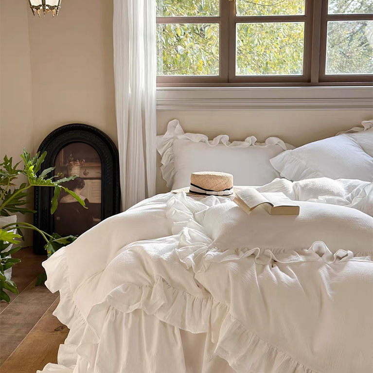 White Princess Lace Ruffle Bedding Set