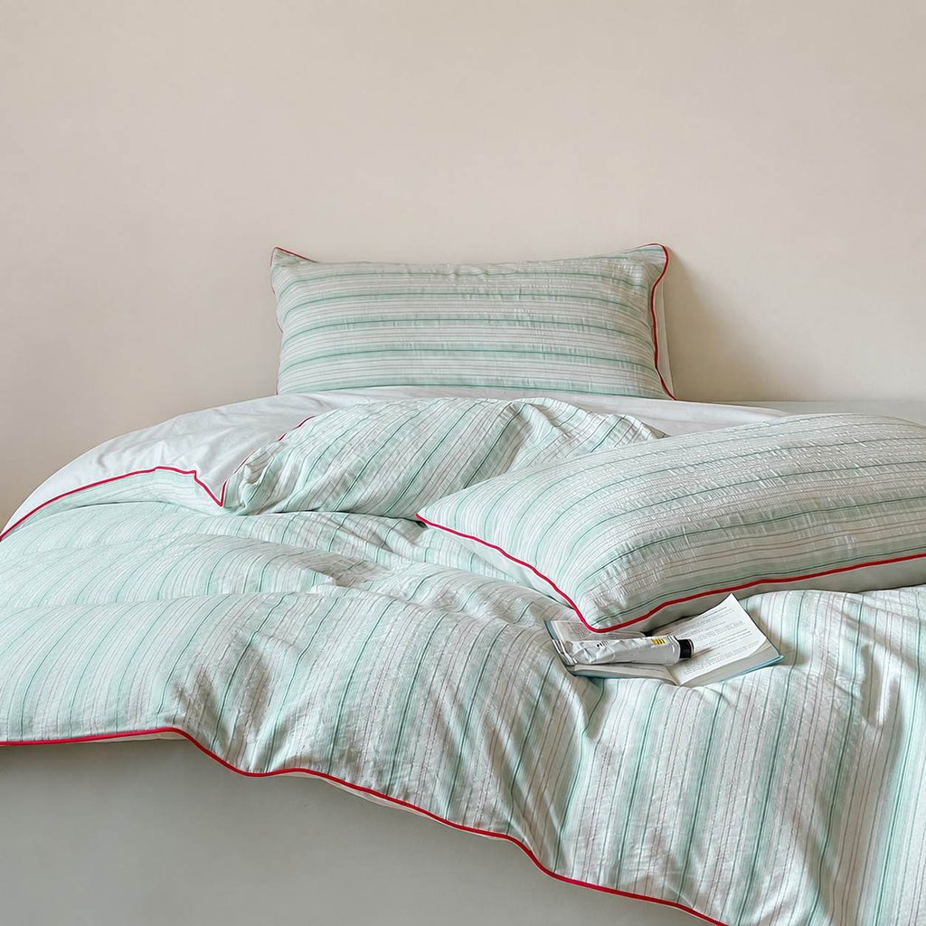 Vintora Mint Green Striped Red-Trimmed Cotton Bedding Set for All Seasons G121