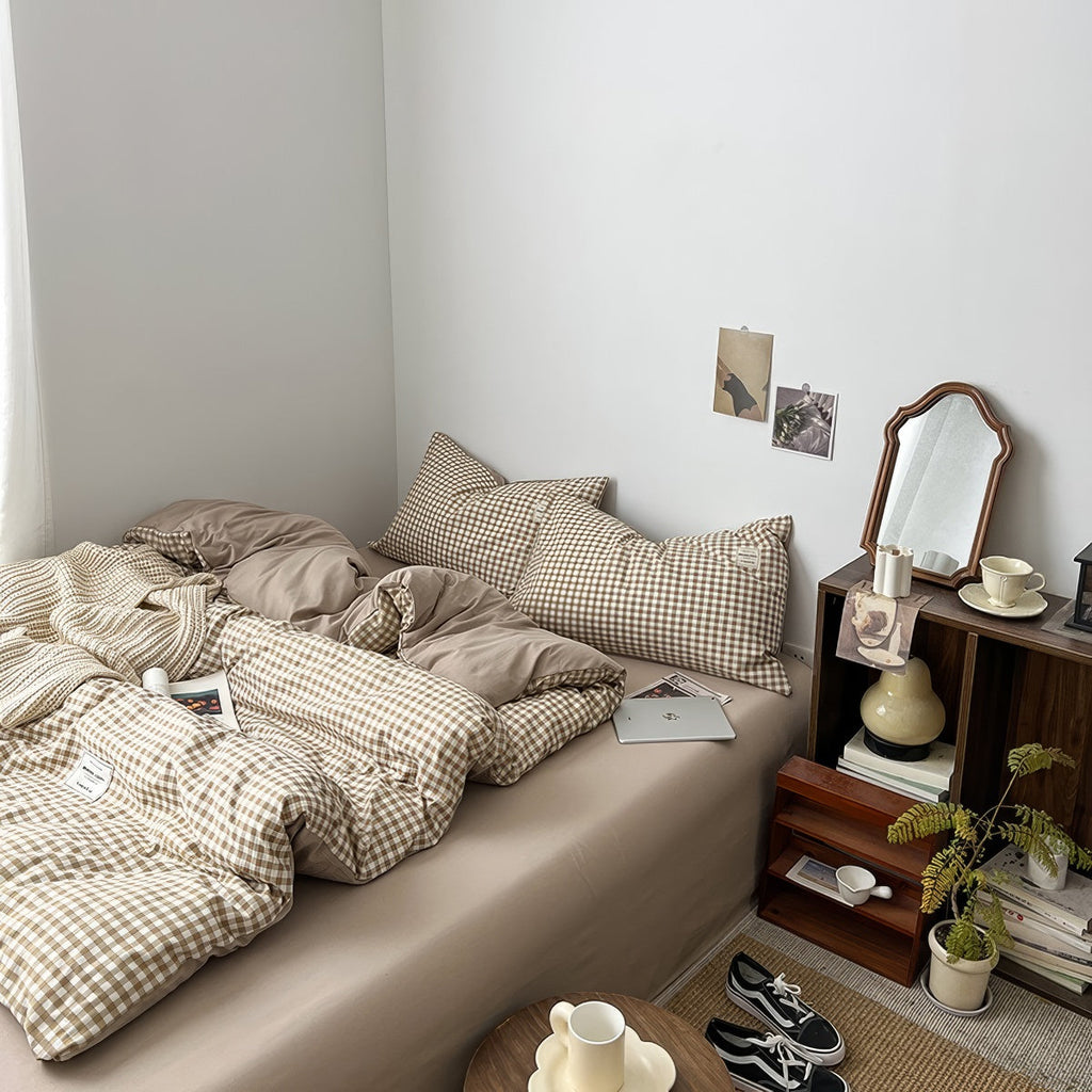 Light Brown Gingham Bedding Set