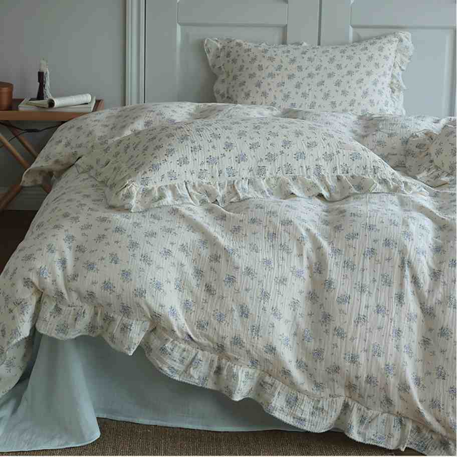 Roselle Soft Blue Floral Cotton Bedding Set with Ruffle Edge G115