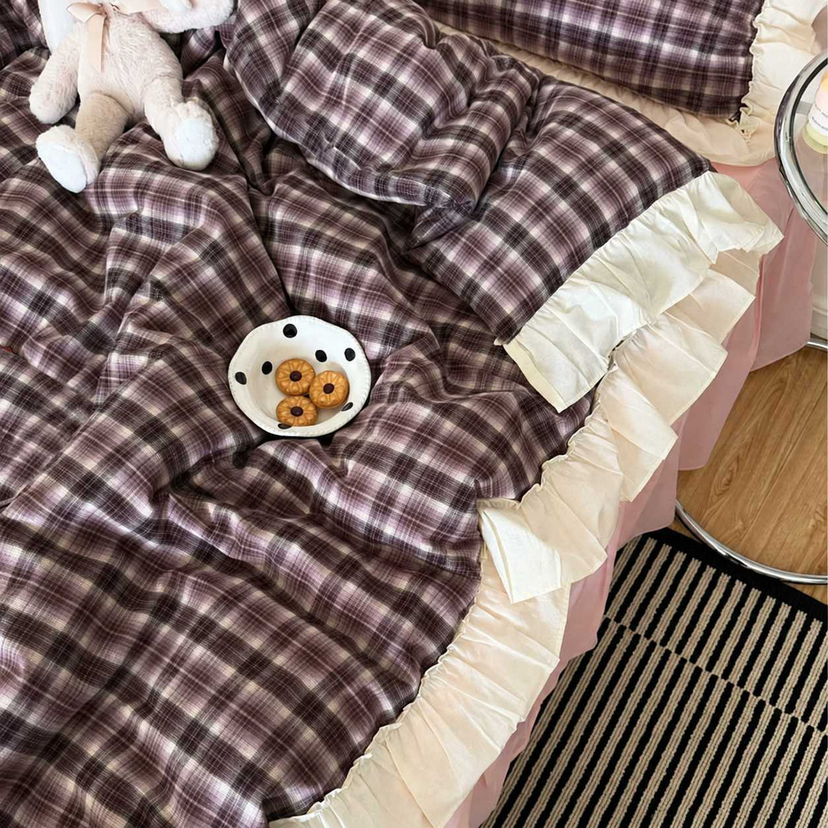 Roselle Washed Cotton Gingham Bedding Set with Ruffle Trim G113