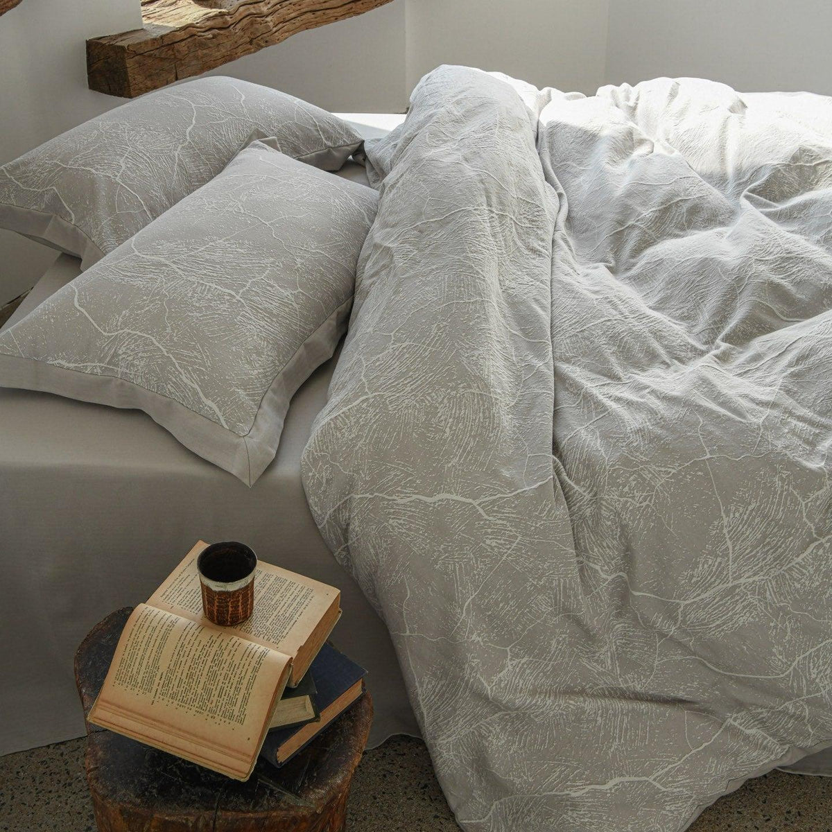 Glacier Vein Jacquard Cotton Duvet Cover Set - Mist Grey