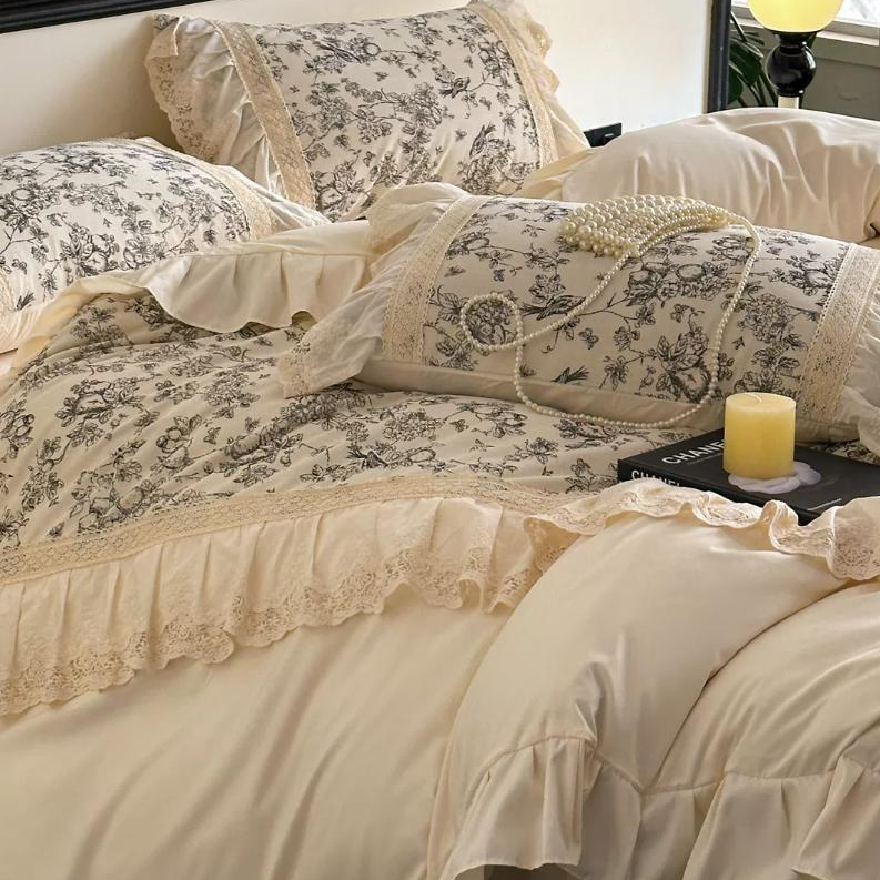 Roselle Lacera Cream Floral Bedding Set – Cottage Polyester Duvet Cover with Lace Trim Decor G68