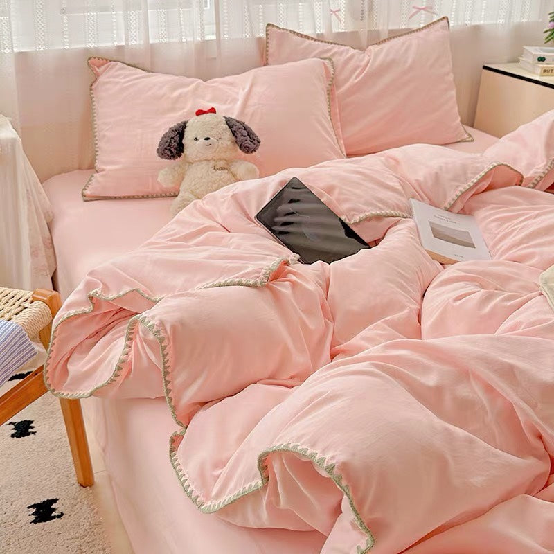 Plain Stitched Shell-Edge Bedding Set