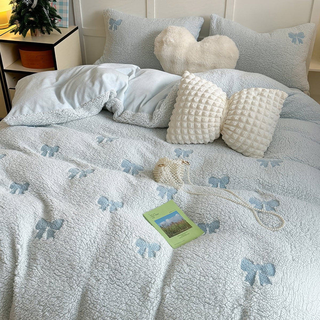 Embroidered Bows Sherpa Bedding Set