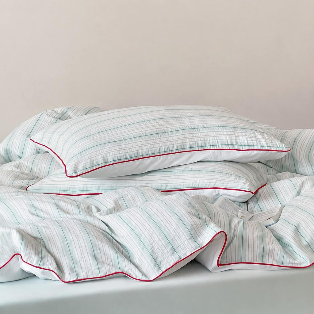 Vintora Mint Green Striped Red-Trimmed Cotton Bedding Set for All Seasons G121