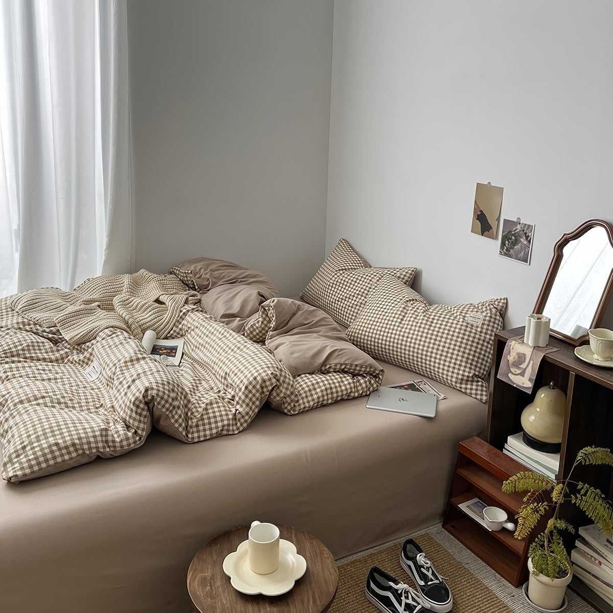 Light Brown Gingham Bedding Set
