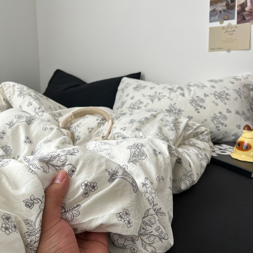 Black Outline Flowers Bedding Set