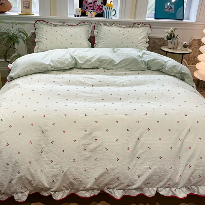Roselle Cherry Pattern Bedding Set G89