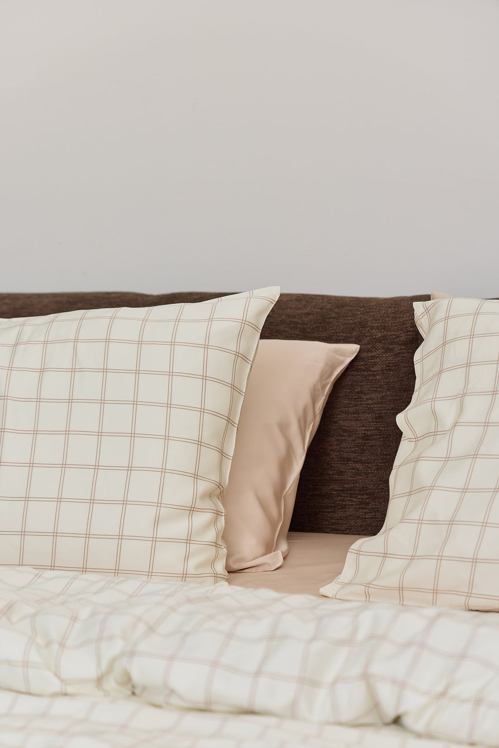 Latte Grid Bamboo Pillowslip