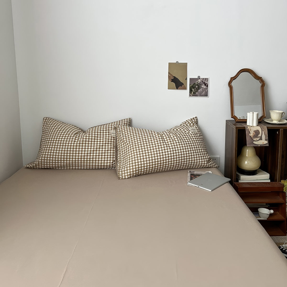 Light Brown Gingham Bedding Set