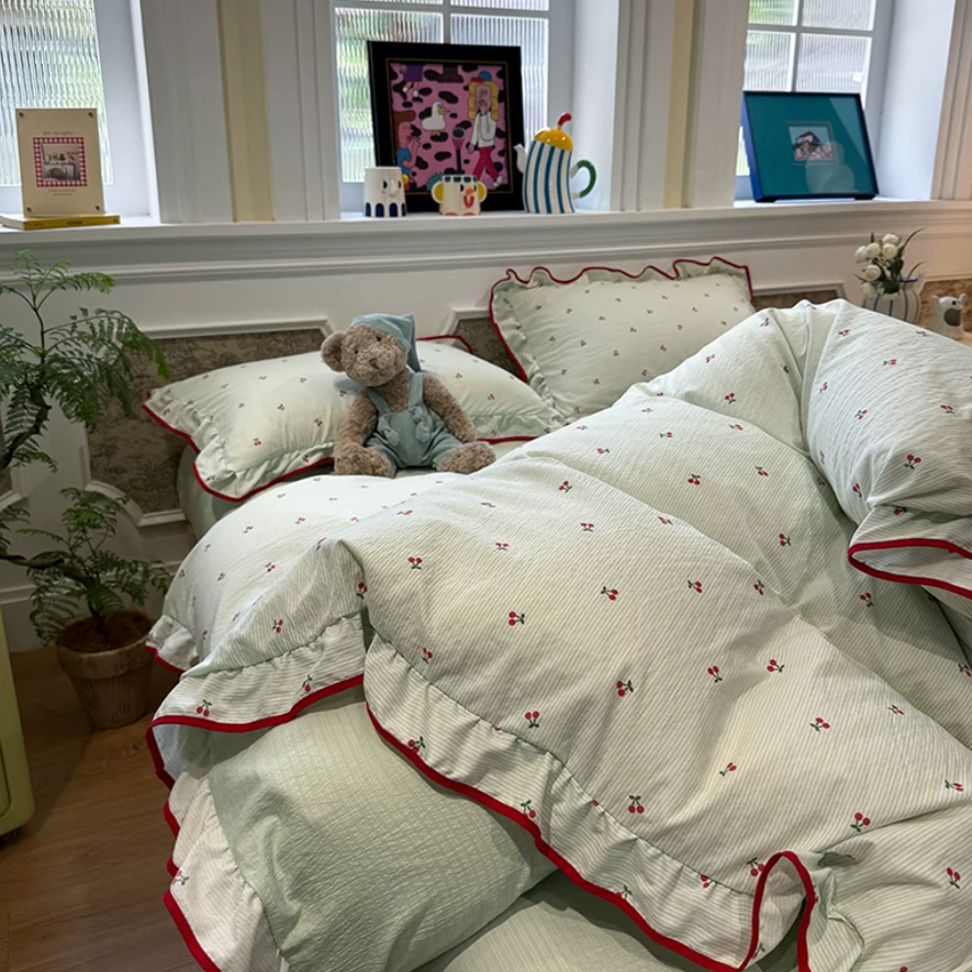 Roselle Cherry Pattern Bedding Set G89