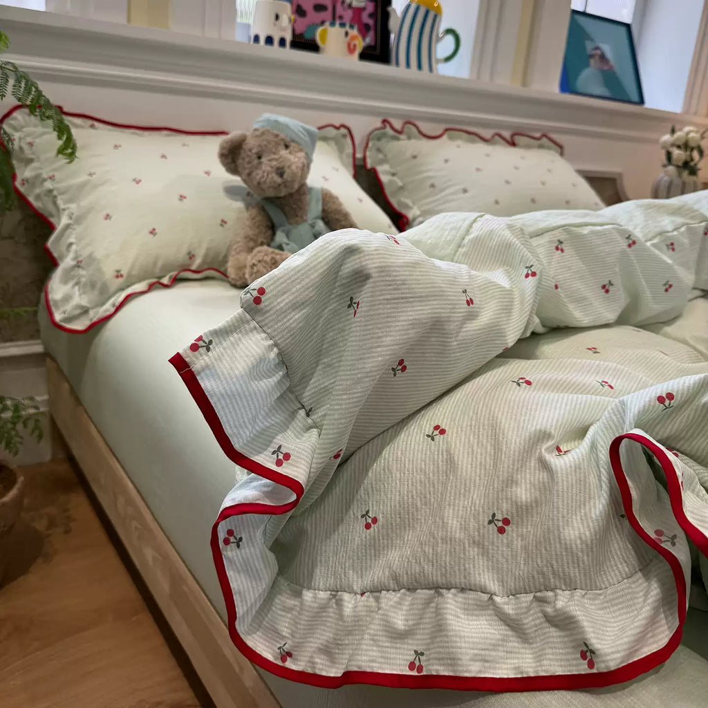Roselle Cherry Pattern Bedding Set G89