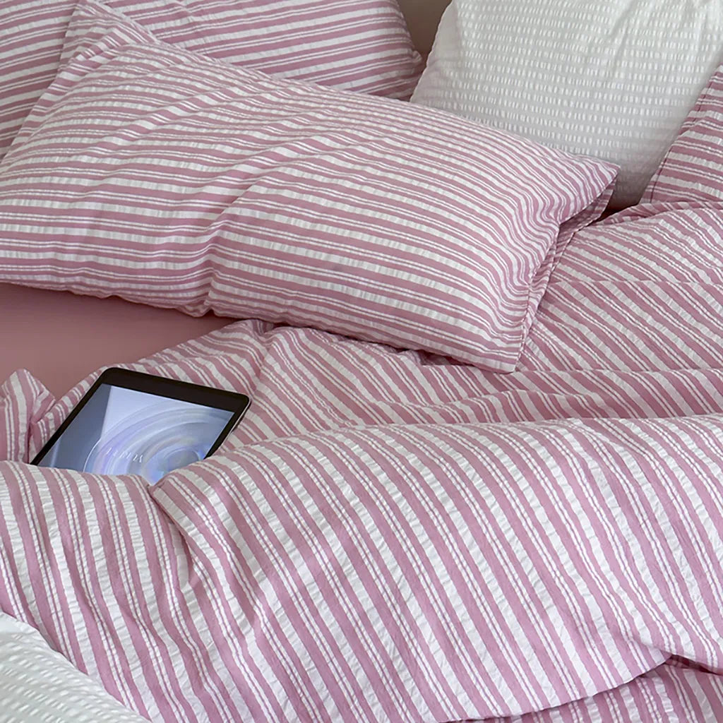 Bubble Pink Stripes Bedding Set