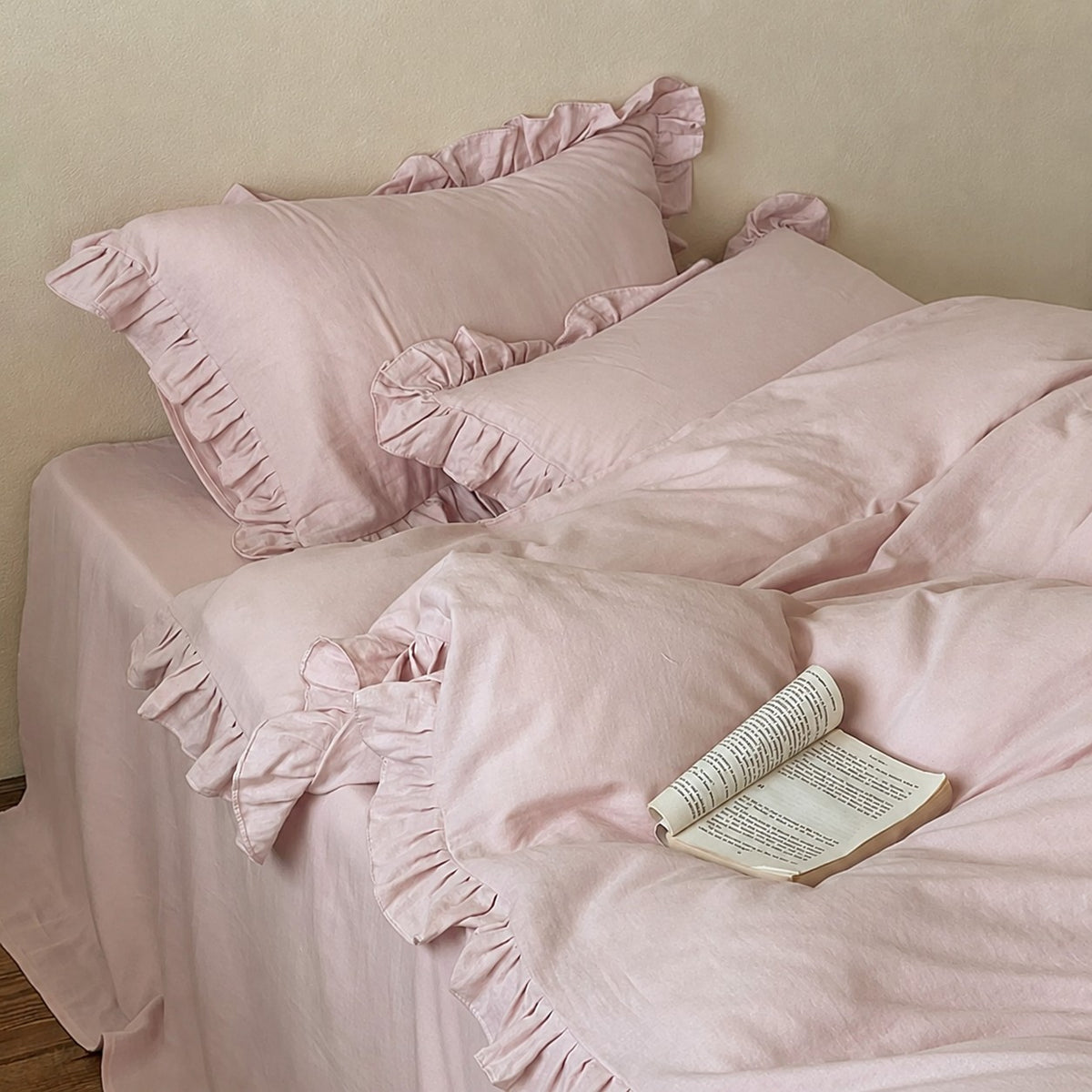 Roselle  Double Gauze Cotton Bedding Set with Ruffle Edge for All Seasons G111