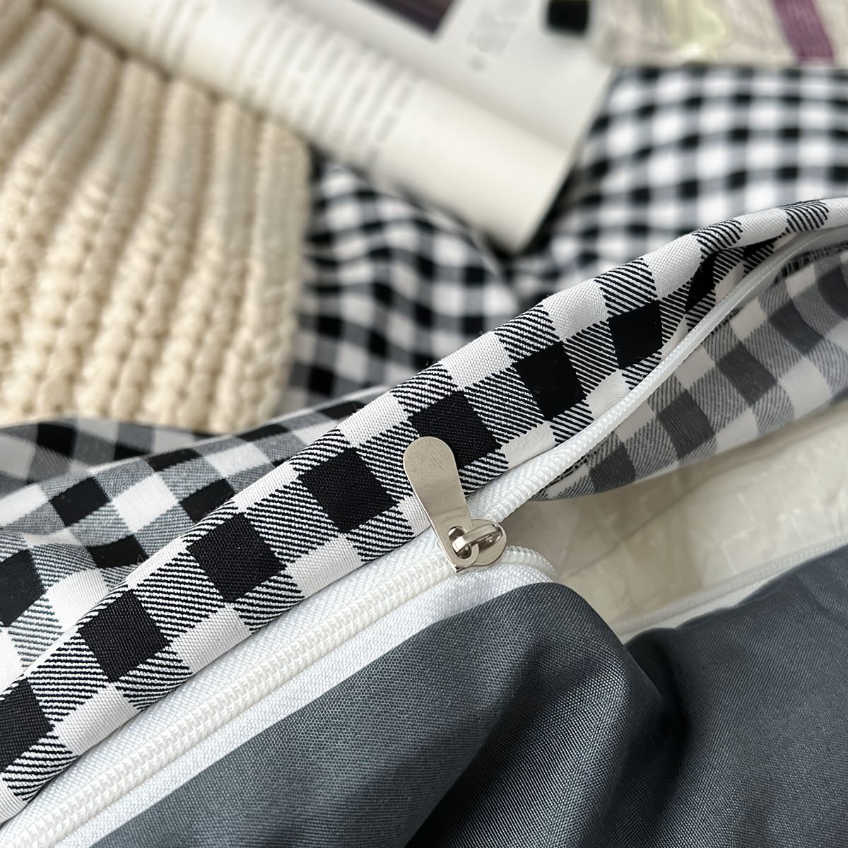 Classic Black Gingham Bedding Set