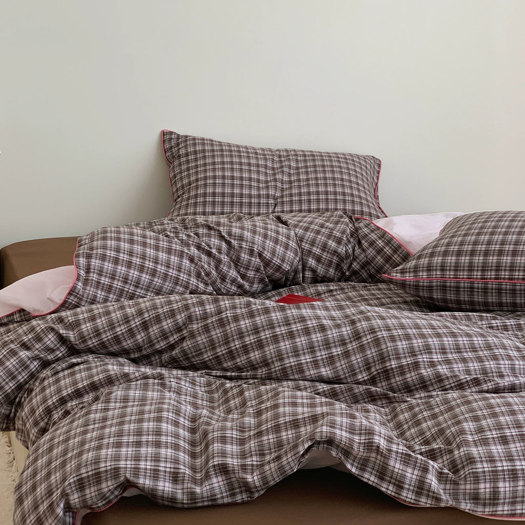 Vintora Retro Inspired Plaid Cotton Bedding Set with Breathable Washed Cotton G103